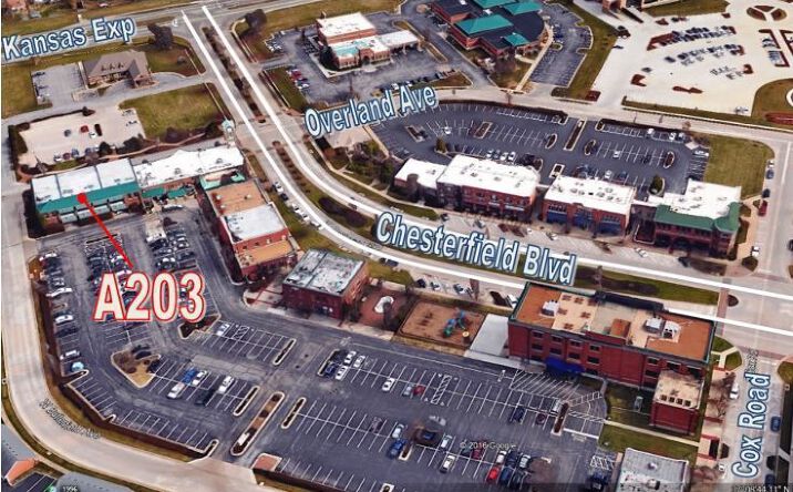 Pictures of Office property located at 2101 W Chesterfield St, Springfield, MO 65807 for lease - image #1