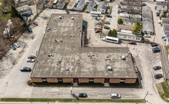 Pictures of Industrial property located at 110 S River Rd, Des Plaines, IL 60016 for lease - image #1