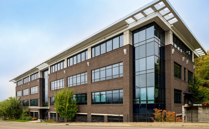 Pictures of Office property located at 1750 Blankenship Rd, West Linn, OR 97068 for lease - image #1
