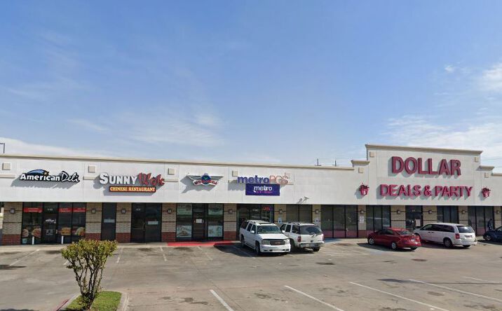 Pictures of Retail property located at NWQ Kirnwood Drive & West Wheatland Road, Dallas, TX 75237 for lease - image #1