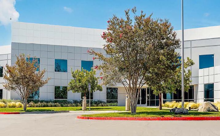 Pictures of Industrial property located at 2611 Business Park Dr, Vista, CA 92081 for lease - image #1