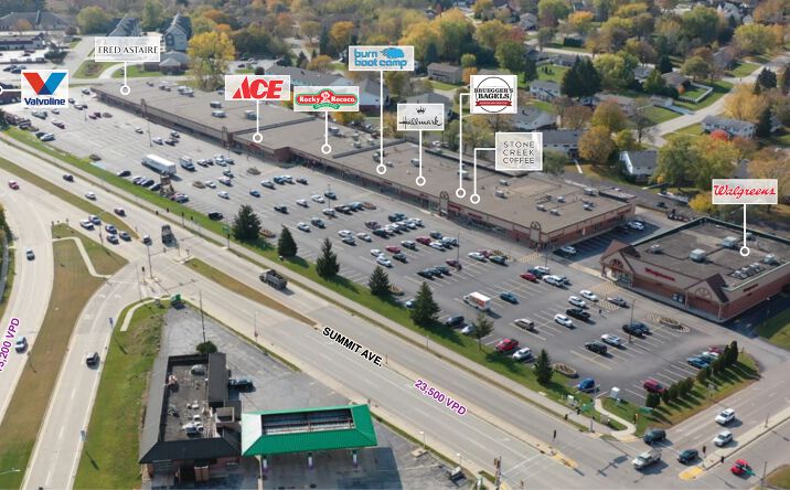 Pictures of Retail property located at 1021-1111 Summit Avenue, Oconomowoc, WI 53066 for lease - image #1
