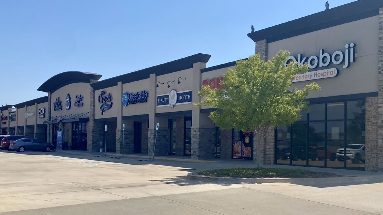 1020 NW 192nd St, Edmond, OK 73012 Retail Space for Lease