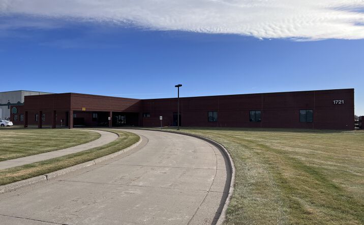 Pictures of Office property located at 1721 Burlington Dr, Bismarck, ND 58504 for lease - image #1