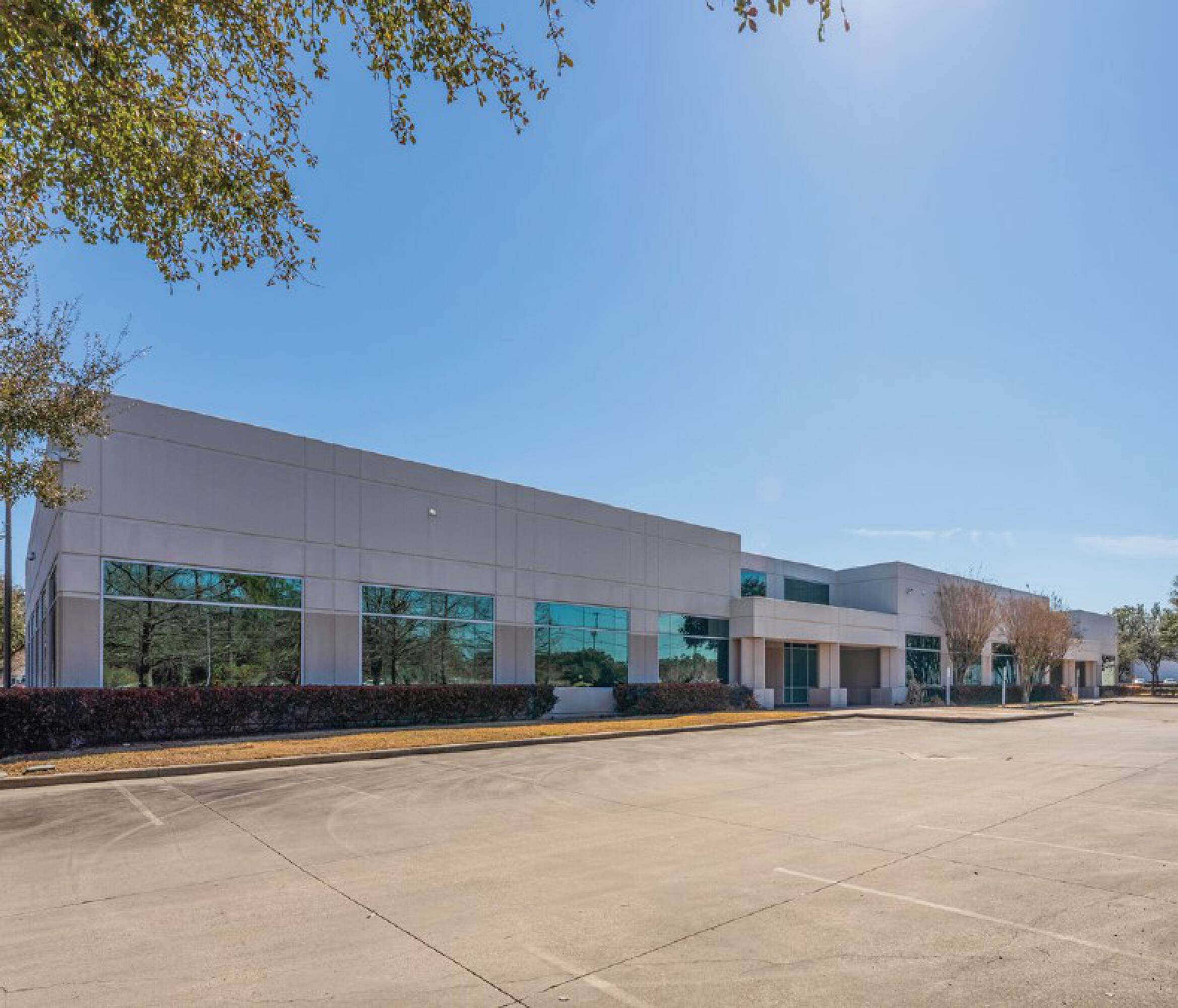 820 Gears Rd, Houston, TX 77067