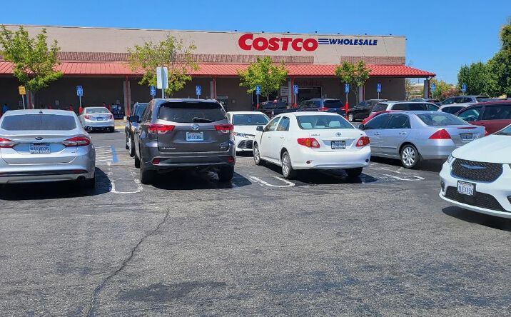 Pictures of Retail, Industrial property located at 1880 E Hammer Ln, Stockton, CA 95210 for lease - image #1