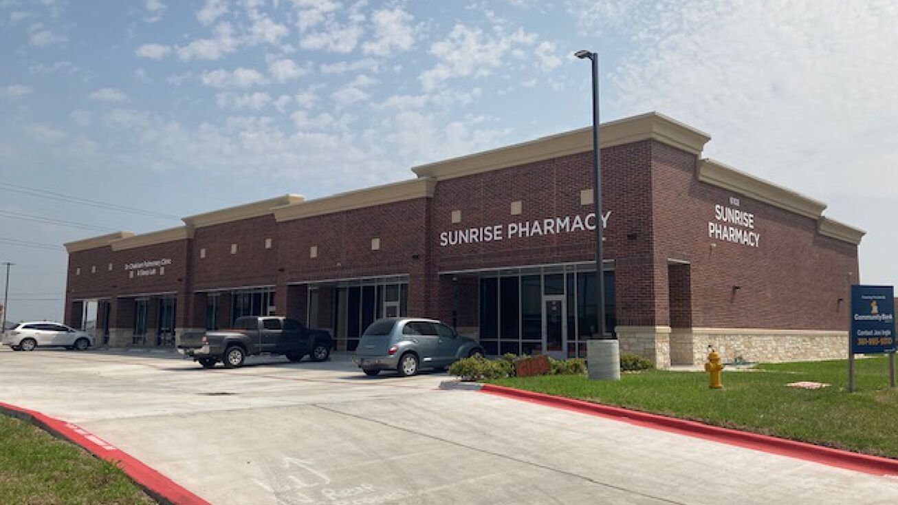 6102 Parkway Dr, Corpus Christi, TX 78414 - Office Space for Lease
