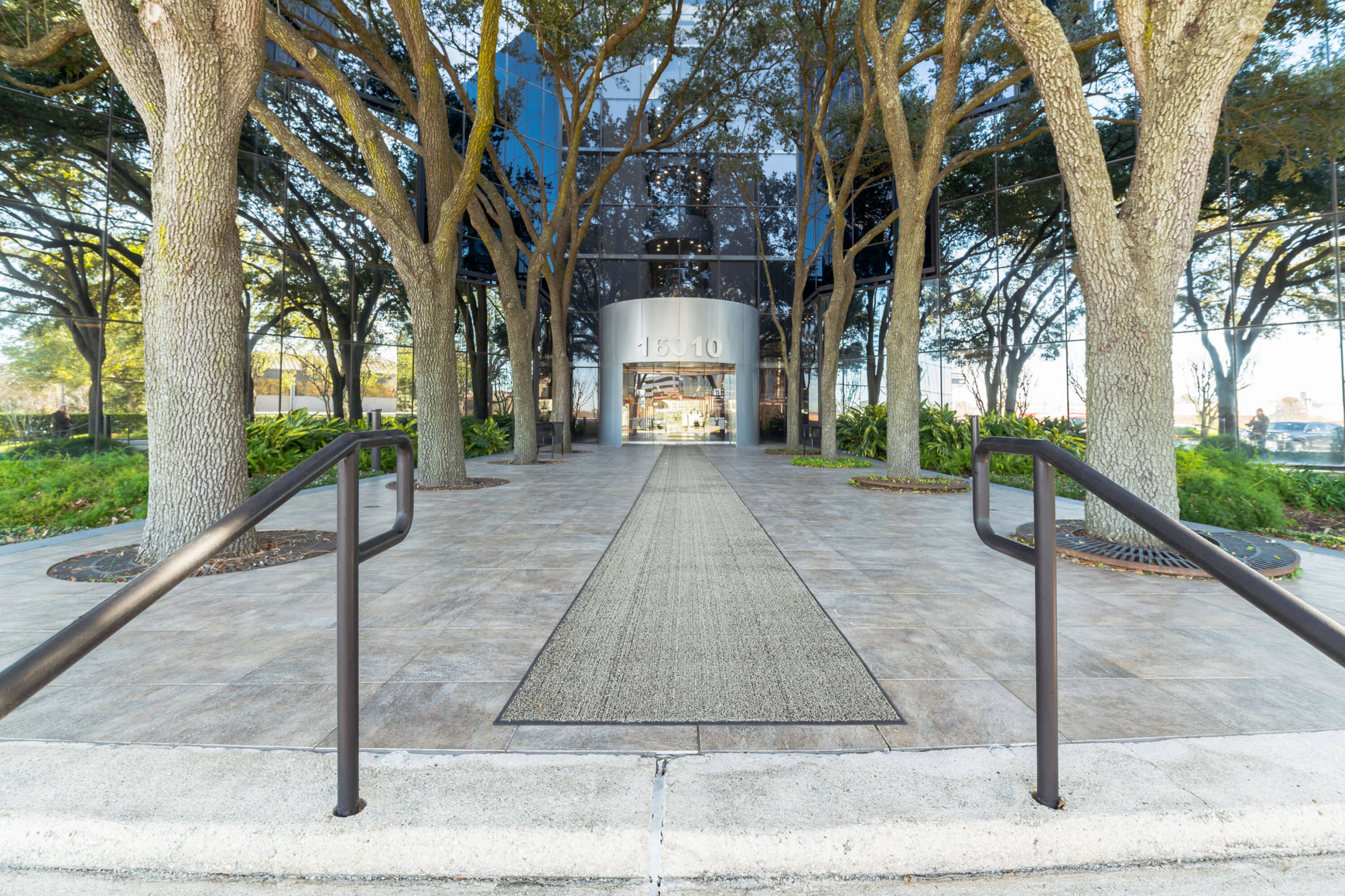 16010 Barkers Point Lane