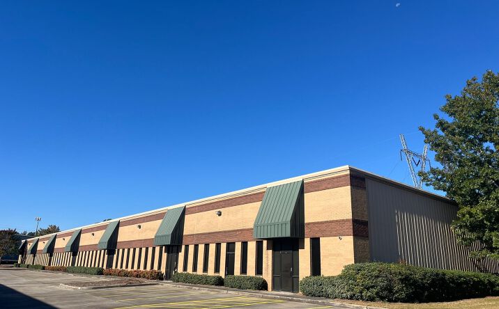 Pictures of Industrial property located at 434 Industrial Ln, Birmingham, AL 35211 for lease - image #1