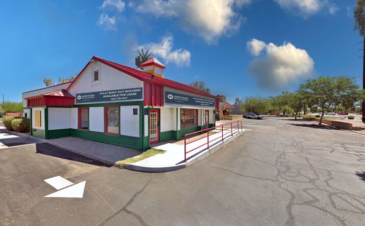 Pictures of Retail property located at 80 W Warner, Chandler, AZ 85296 for lease - image #1