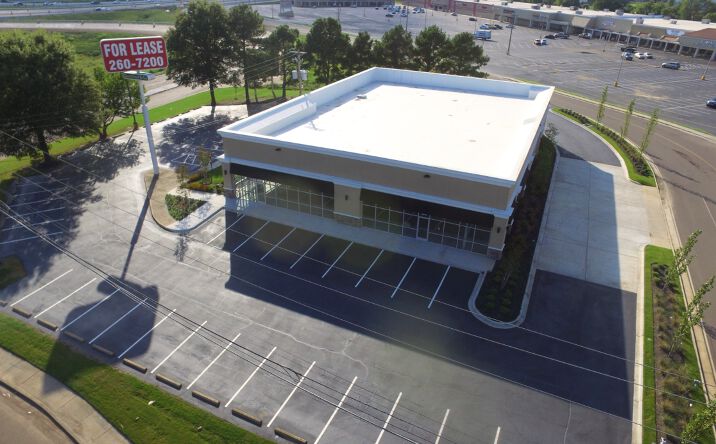 Pictures of Retail property located at 5240 Summer Ave,, Memphis, TN 38122 for lease - image #1