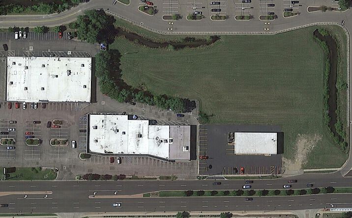 Pictures of Land property located at 5110 S Westnedge Avenue, Portage, MI 49002 for lease - image #1
