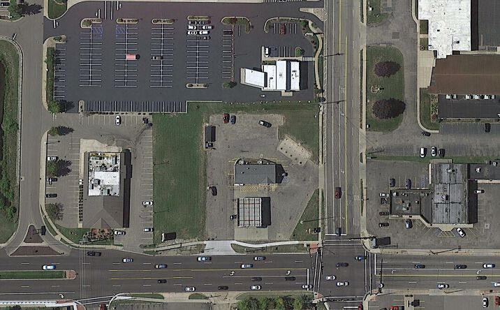 Pictures of Land property located at 5024 S Westnedge Avenue, Portage, MI 49002 for lease - image #1