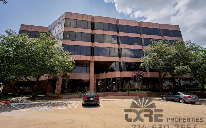 Pictures of Office property located at 1600 Airport Freeway, Bedford, TX 76022 for lease - image #1