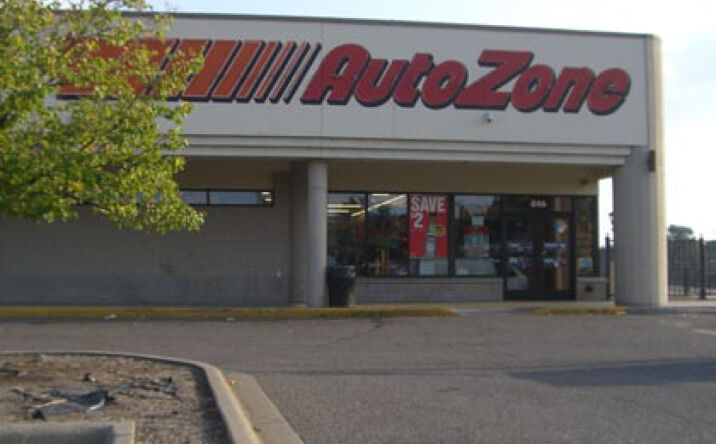 Pictures of Retail property located at 892 Arcade St, St Paul, MN 55106 for lease - image #1