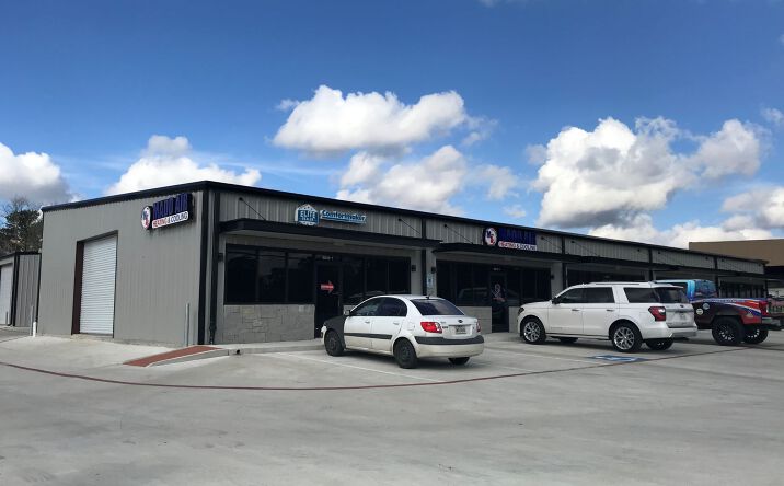 Pictures of Retail, Industrial property located at 24706 Loop 494, Porter, TX 77365 for lease - image #1