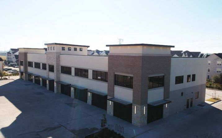 Pictures of Retail, Office property located at 9240 N Sam Houston Pkwy E, Humble, TX 77396 for lease - image #1