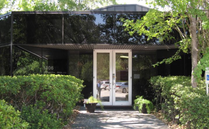 Pictures of Office property located at 1306 Kingwood Dr, Houston, TX 77339 for lease - image #1