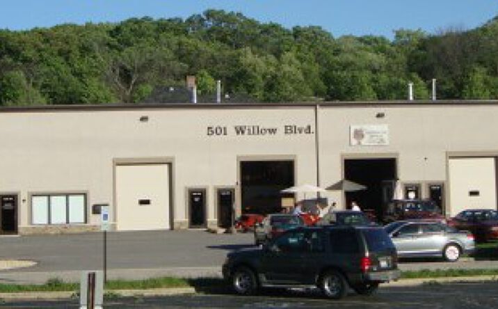 Pictures of Office property located at 501 Willow Blvd, Willow Springs, IL 60480 for lease - image #1