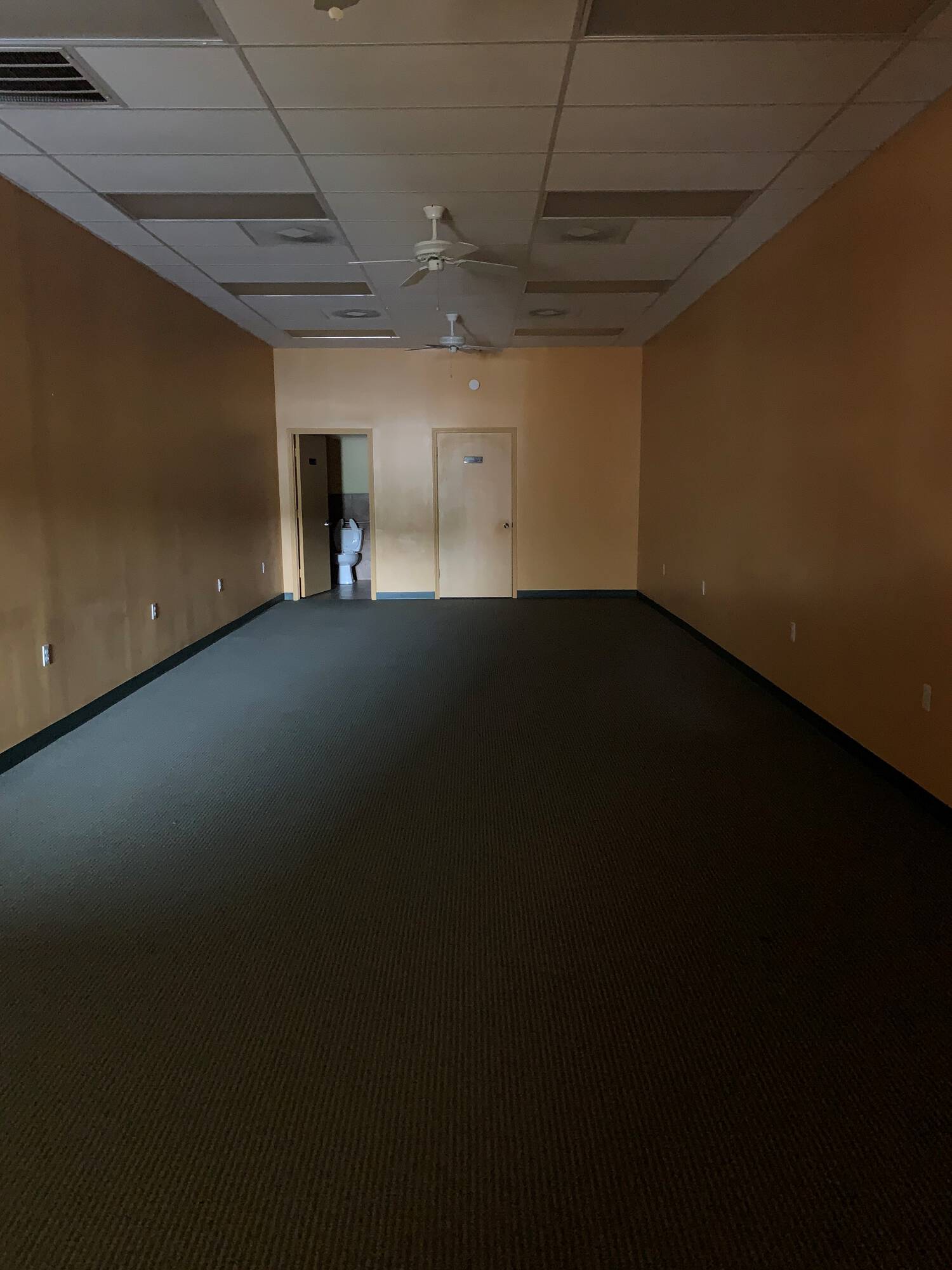 Grand Lakes Shopping Center