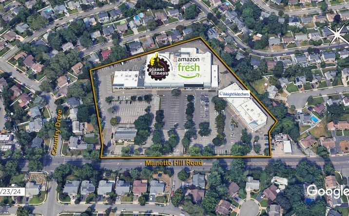 Pictures of Retail property located at Manetto Hill Rd. & Country Dr, Plainview, NY 11803 for lease - image #1