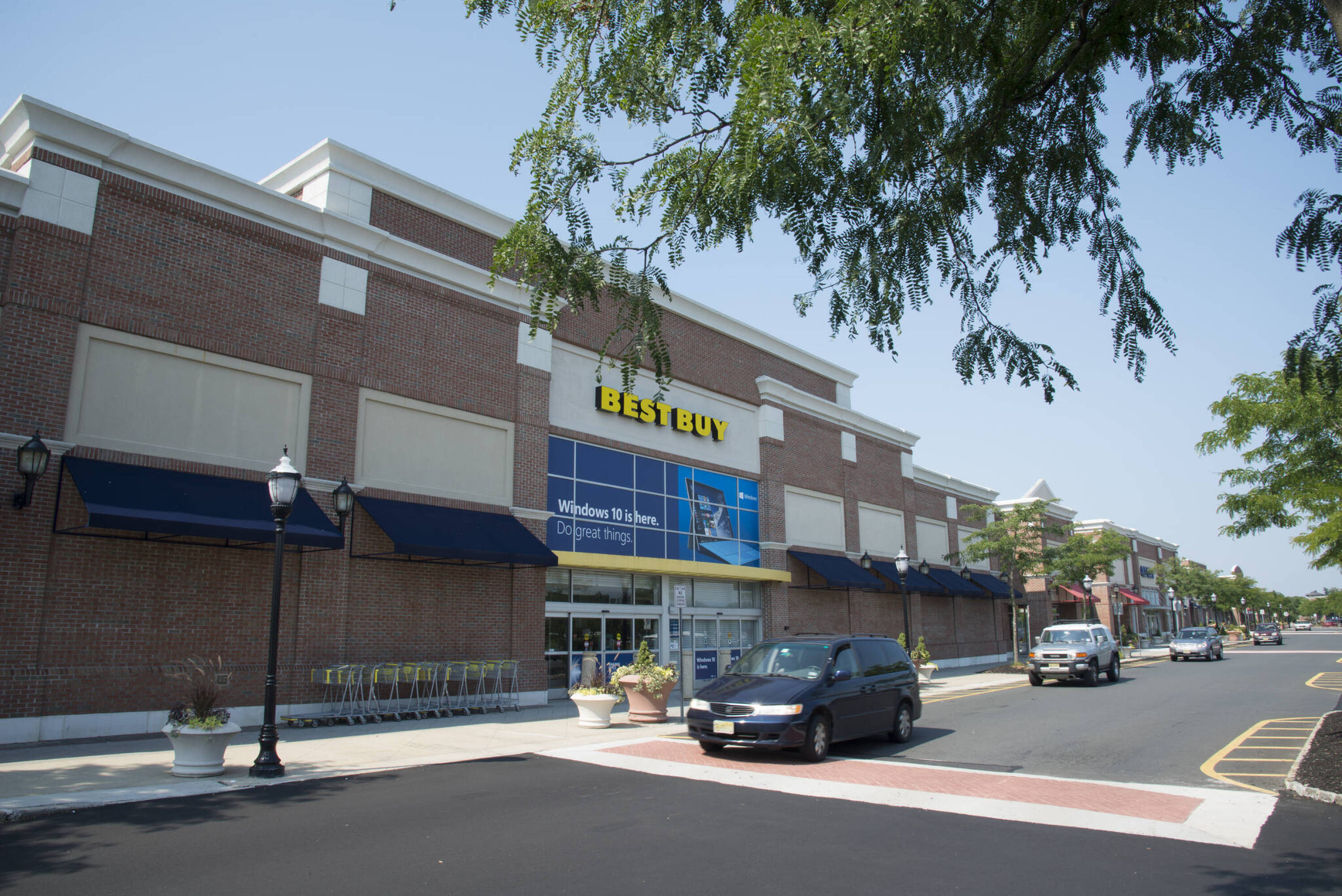 Rte. 35 & Laurel Ave, Holmdel, NJ 07733