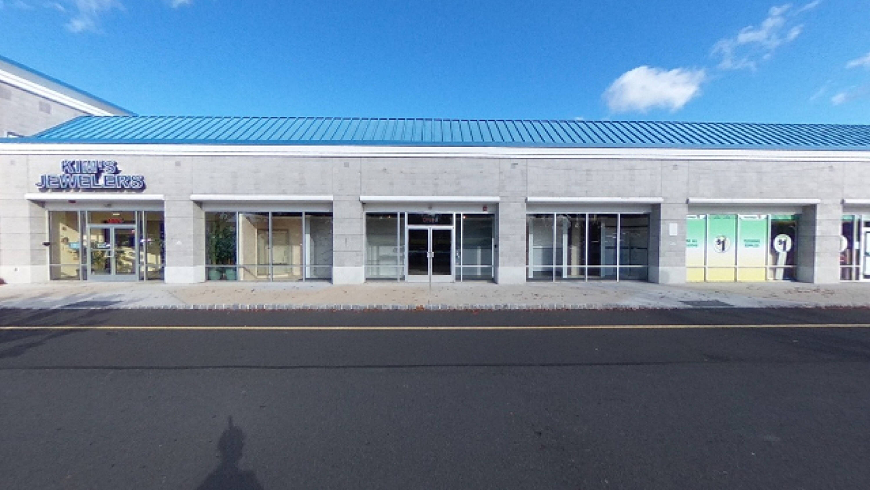 Rte. 35 & Laurel Ave., Holmdel, NJ 07733