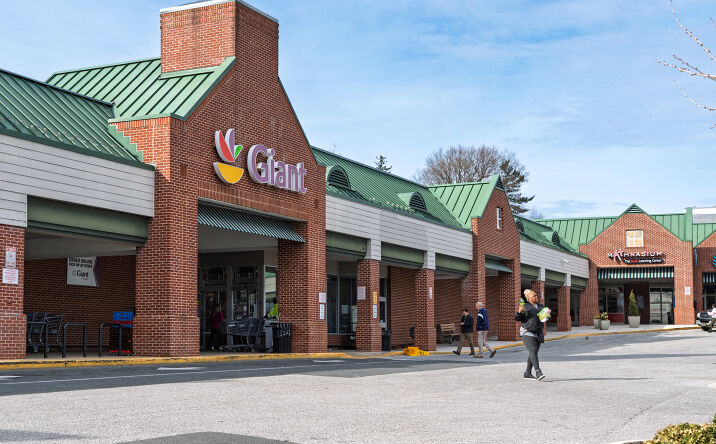 Pictures of Retail, Restaurant property located at 6340 York Rd, Baltimore, MD 21212 for lease - image #1