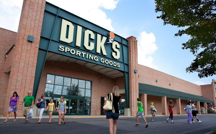 Pictures of Retail property located at 401 Crossroads Blvd, Cary, NC 27518 for lease - image #1