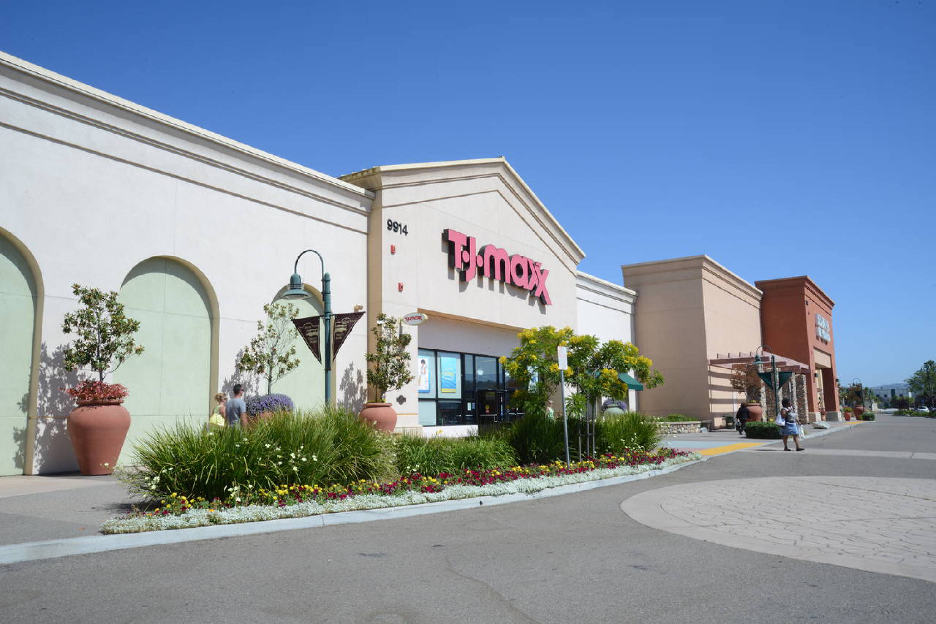 Mission Gorge Rd. & Cuyamaca St., Santee, CA 92071 | Crexi.com