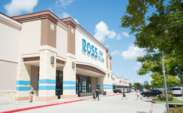 Pictures of Retail property located at 7103 FM 1960 E, Humble, TX 77346 for lease - image #1