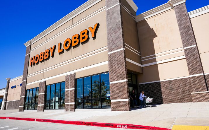 Pictures of Retail, Office, Land, Restaurant property located at 21650 Kuykendahl Rd, Spring, TX 77389 for lease - image #1