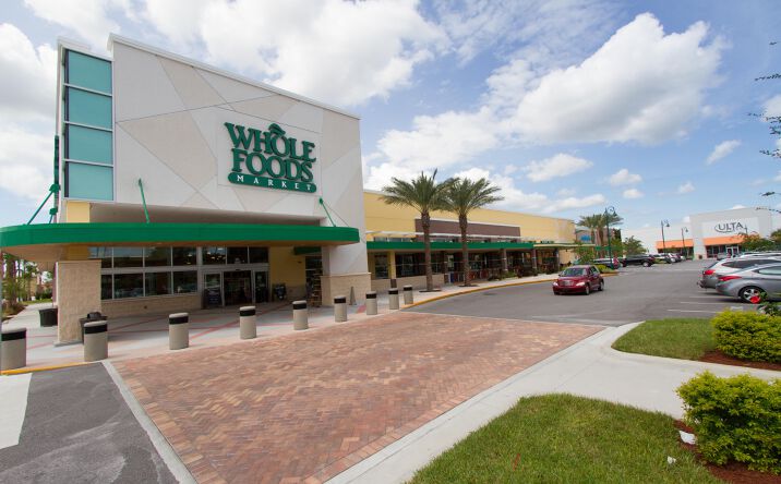Pictures of Retail, Restaurant property located at 305 E Altamonte Dr, Altamonte Springs, FL 32701 for lease - image #1