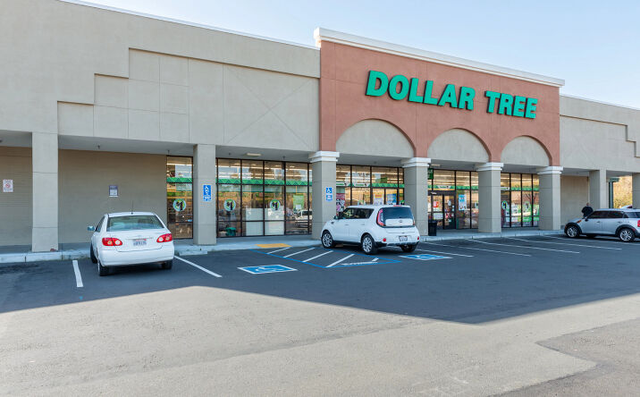 Pictures of Retail, Restaurant property located at 900 Diablo Ave, Novato, CA 94947 for lease - image #1