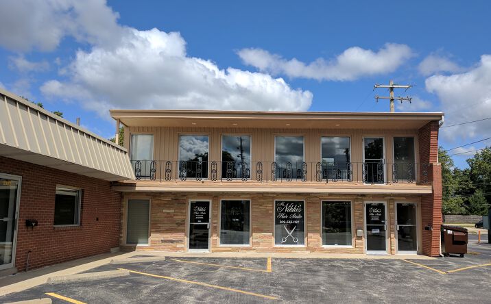 Pictures of Office property located at 2302 E. Oakland Avnue, Bloomington, IL 61701 for lease - image #1