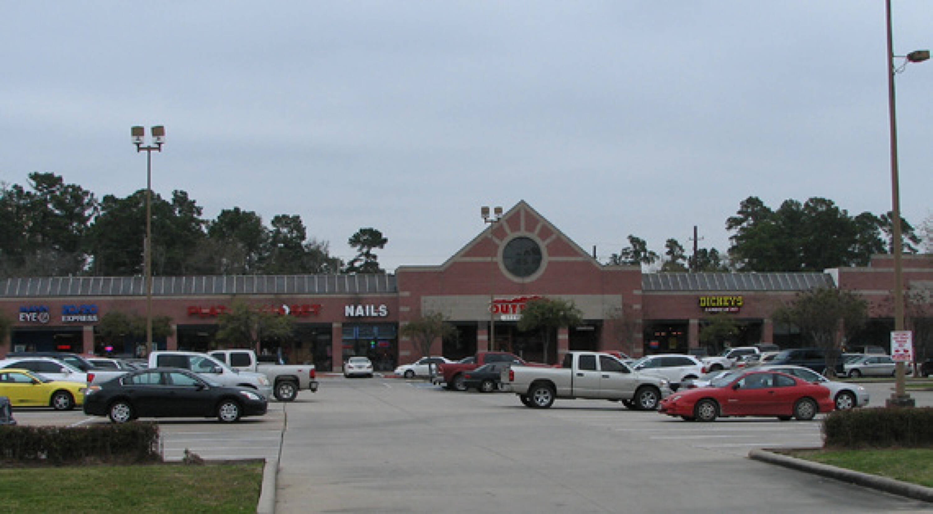 Deerbrook Plaza