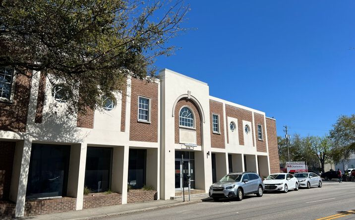 Pictures of Retail property located at 276 East Bay Street, Charleston, SC 29401 for lease - image #1