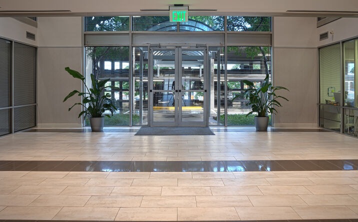 Pictures of Office property located at 1112 E Copeland Road, Arlington, TX 76011 for lease - image #1