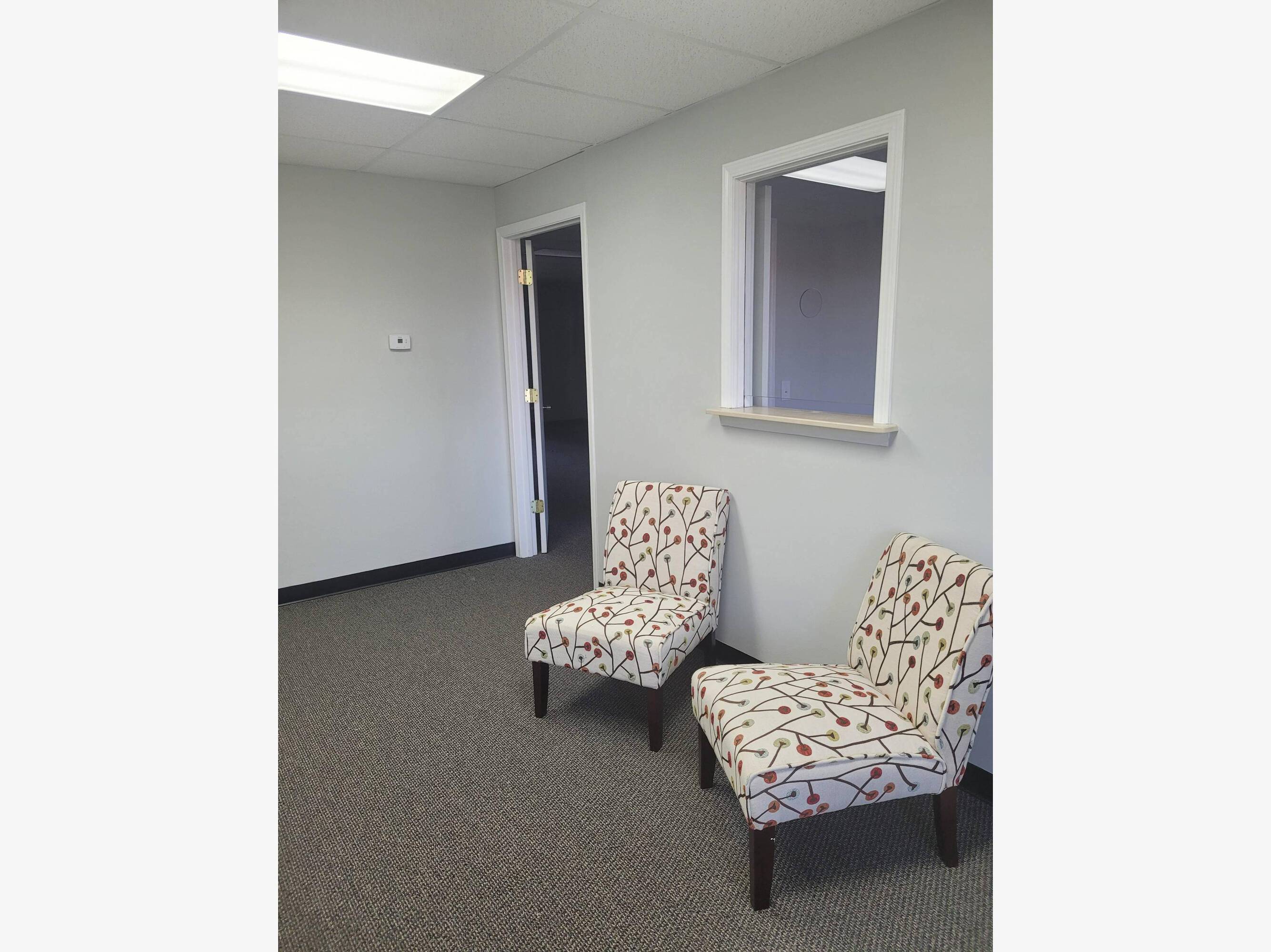 4889 Sinclair Rd, Columbus, OH 43229