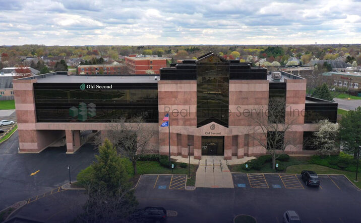 Pictures of Office property located at 2000 W Galena Blvd, Aurora, IL 60506 for lease - image #1