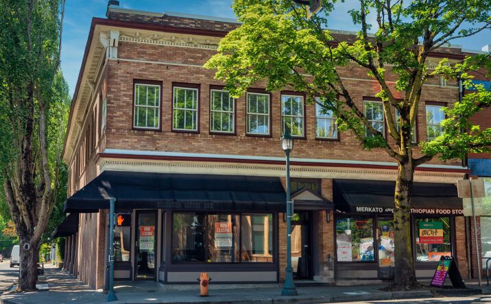 Pictures of Retail, Office, Restaurant property located at 333 NE Russell St, Portland, OR 97212 for lease - image #1