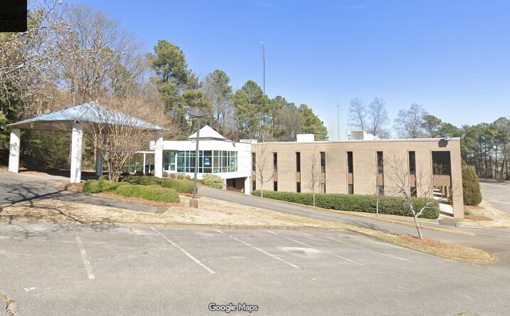 Pictures of Office property located at 301 Beacon Pkwy W, Birmingham, AL 35209 for lease - image #1