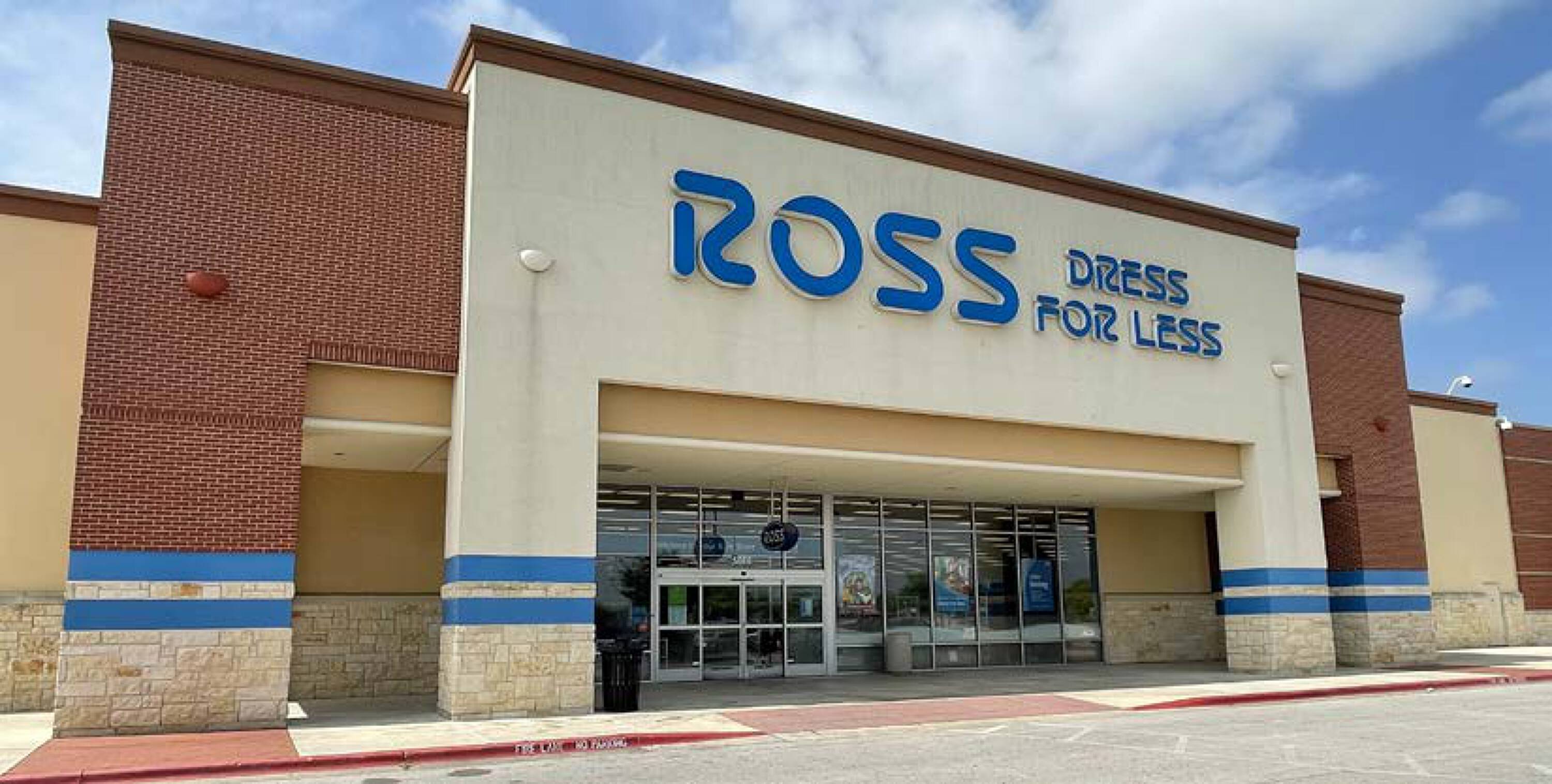 Kyle Centre, Kyle, TX 78640