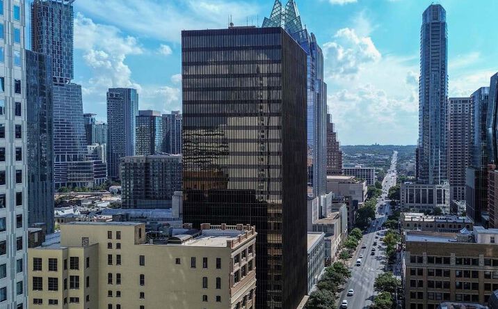 Pictures of Office property located at 515 Congress Avenue, Austin, TX 78701 for lease - image #1