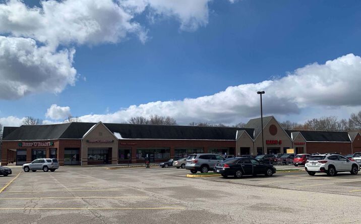 Pictures of Retail property located at 3732 Darrow Road, Stow, OH 44224 for lease - image #1