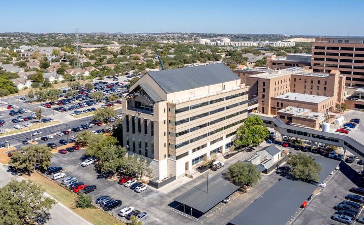 Pictures of Office property located at 540 Madison Oak Dr, San Antonio, TX 78258 for lease - image #1