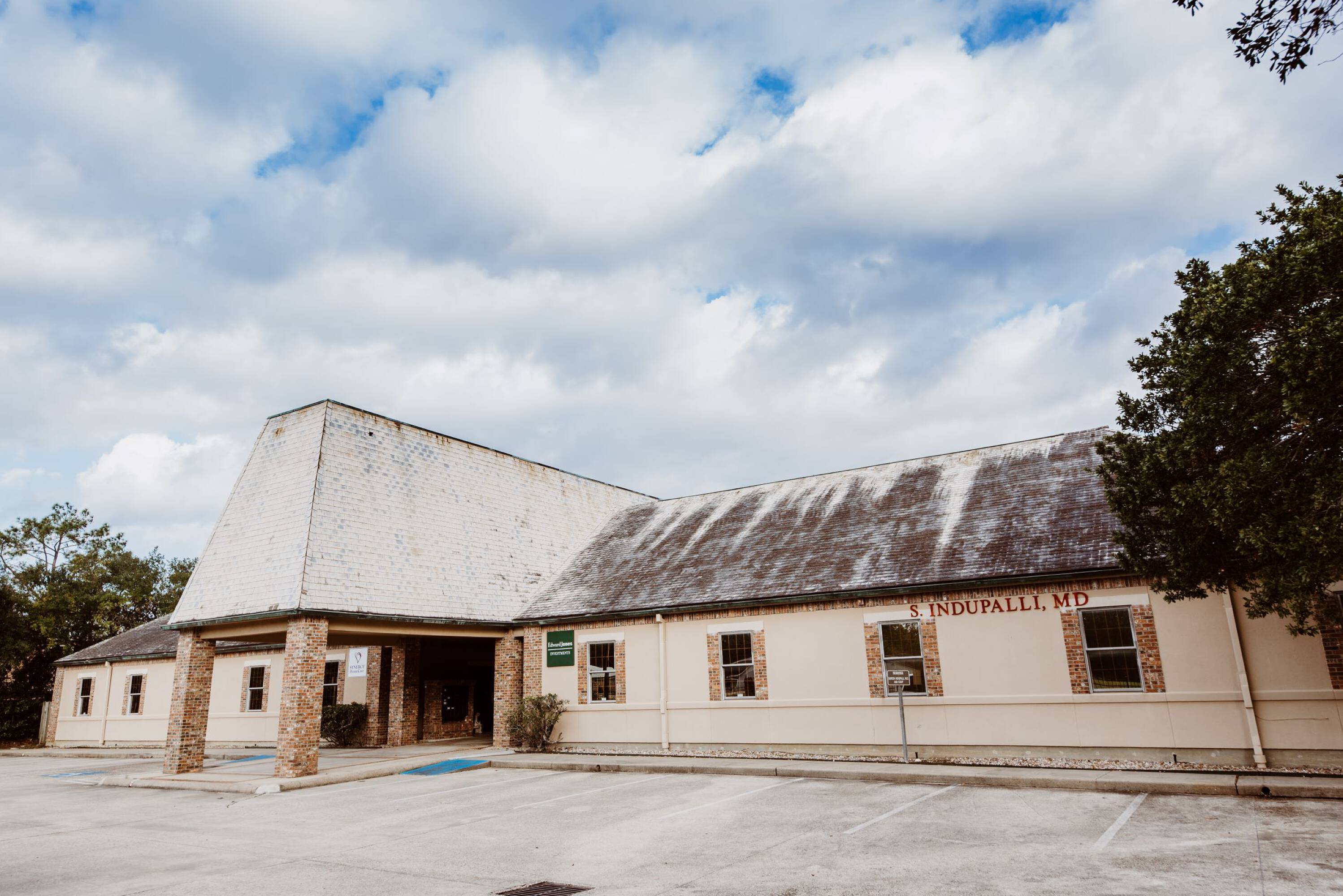 4180 Delaware St, Beaumont, TX 77706