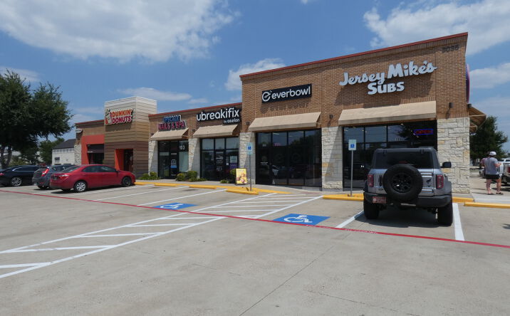 Pictures of Retail property located at 3035 Ridge Rd, Rockwall, TX 75032 for lease - image #1
