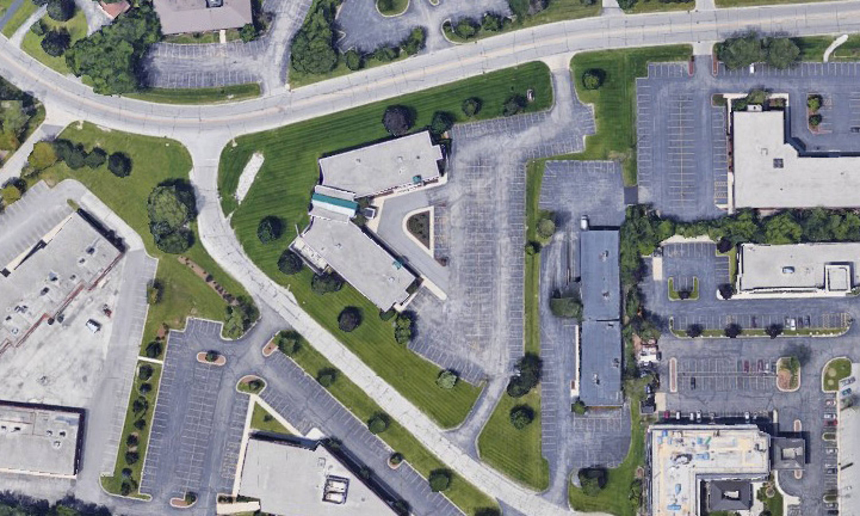 20611 Watertown Road, Waukesha, WI 53186