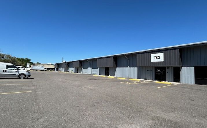 Pictures of Industrial property located at 6215 29th St E, Bradenton, FL 34203 for lease - image #1